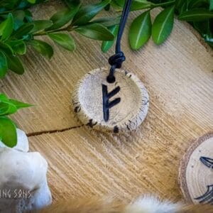 Runenkette Fehu Natur Schwarz