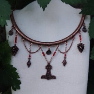 Mjรถlnir Collier mit Glasperlen