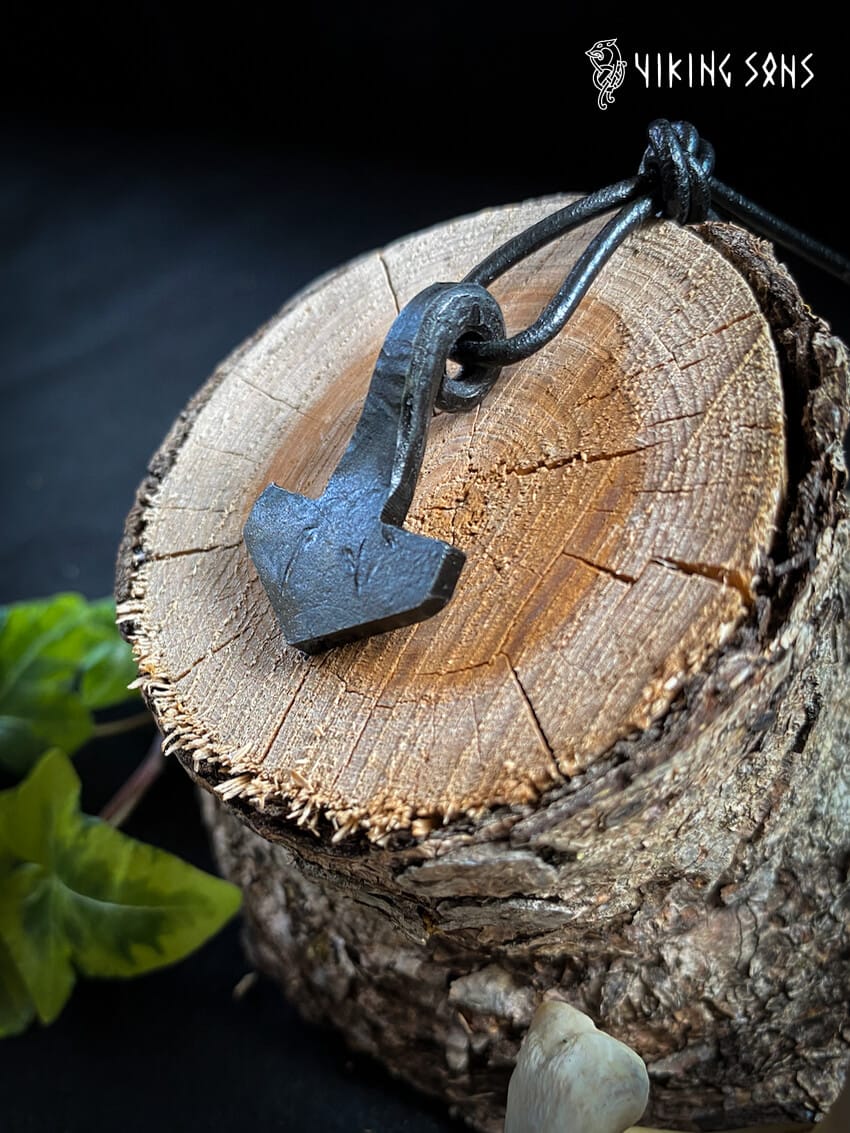 handgeschmiedeter Thorshammer Björkö - 2