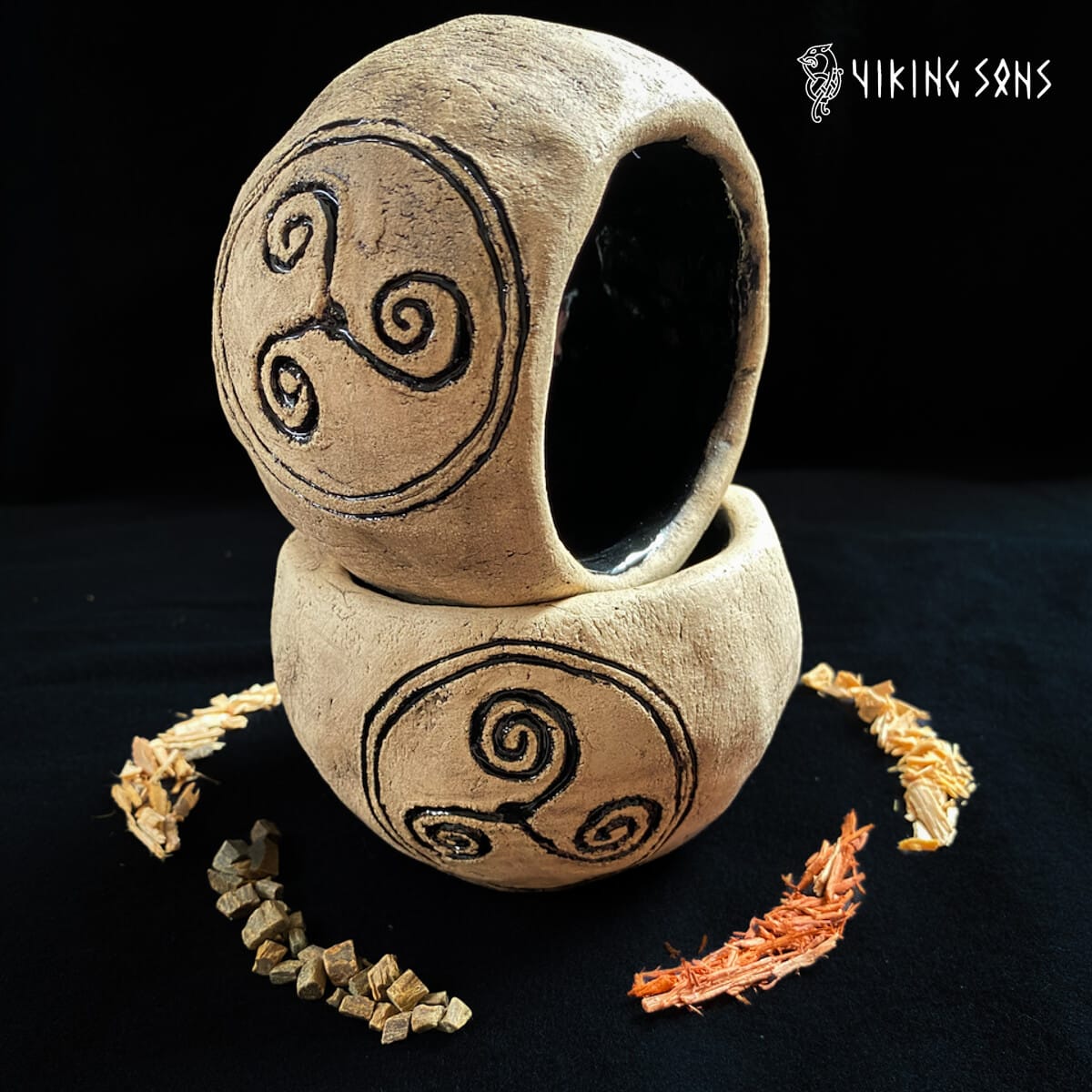 Räucherschale mit Triskele 3