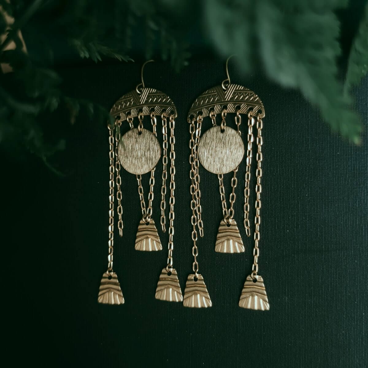 Antike Schätze Hängeohrringe – Bild 10