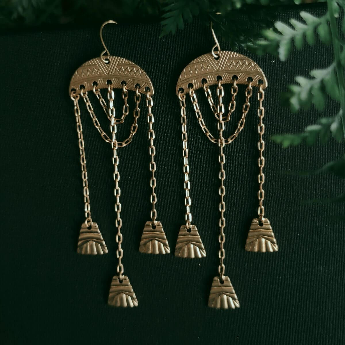 Antike Schätze Hängeohrringe – Bild 2