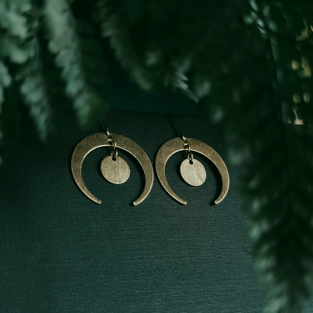 Halbmond Hängeohrringe – Bild 6