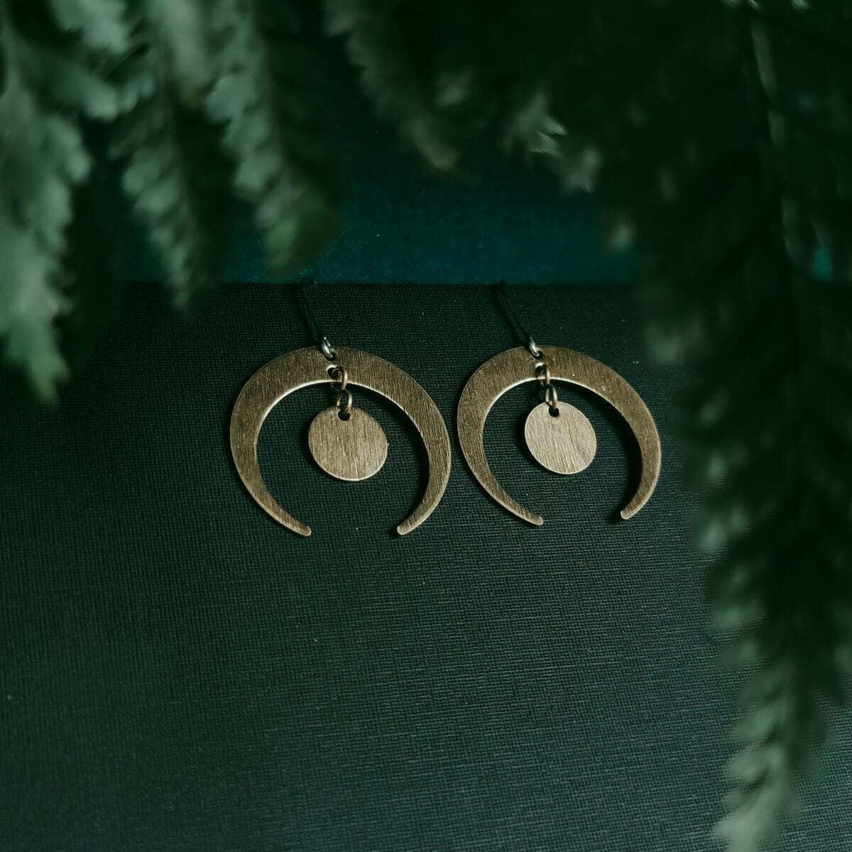 Halbmond Hängeohrringe – Bild 7