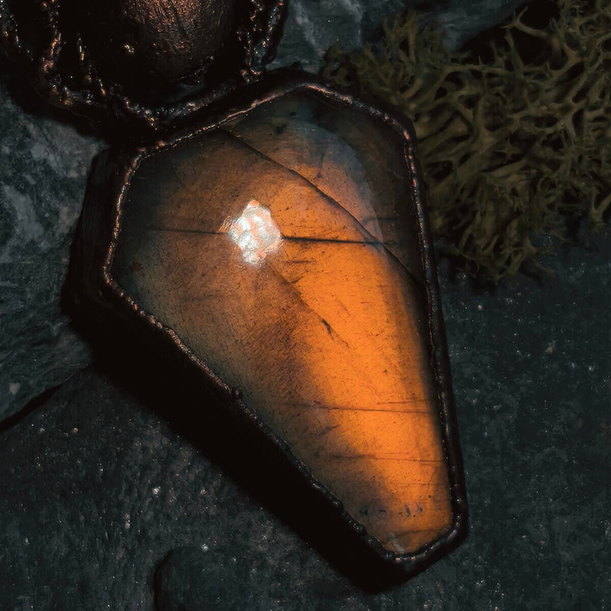 Kupferkette mit echtem Käfer & goldfarbenem Labradorit – Bild 2