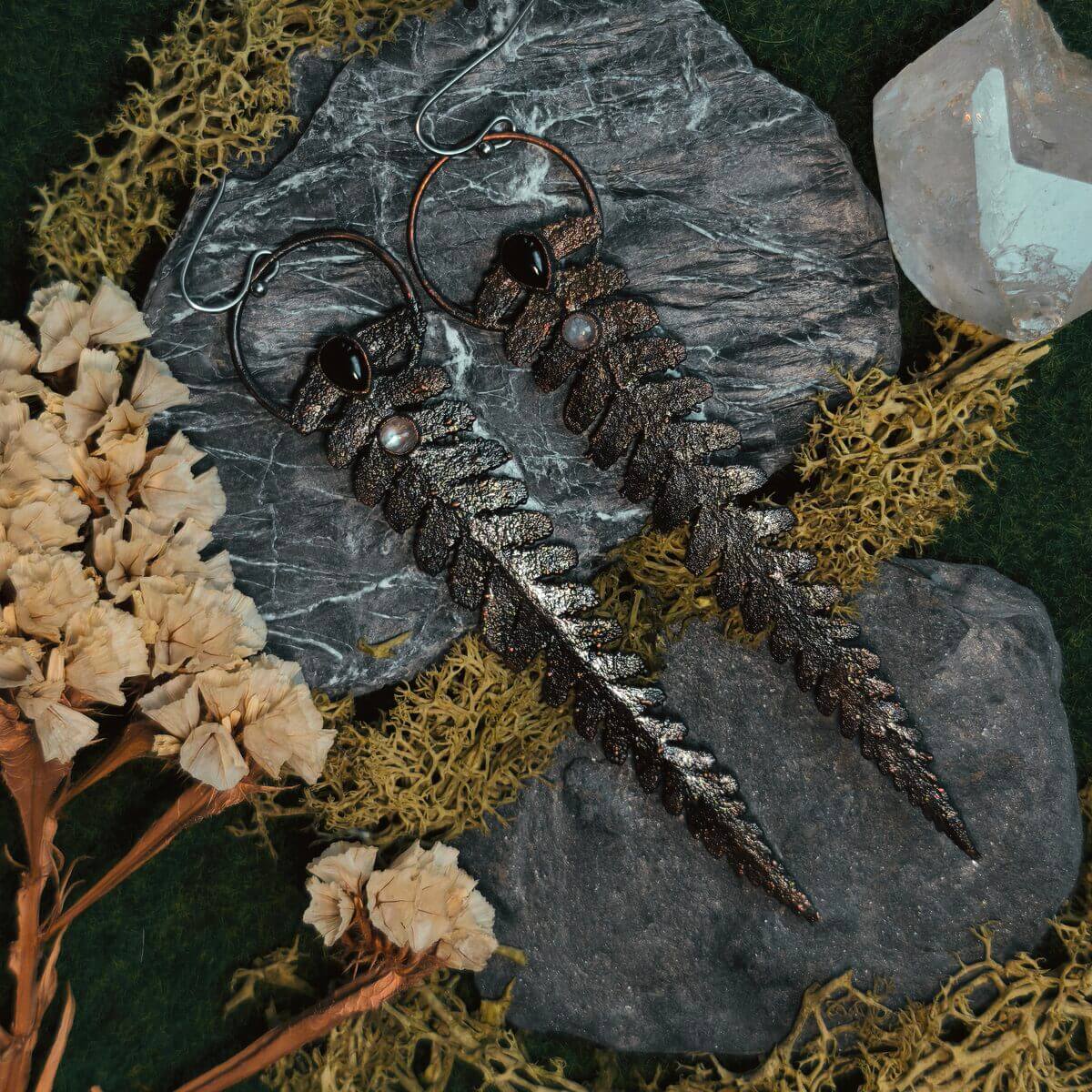 Farnohrringe mit schwarzem Onyx und Mondstein โ Bild 4