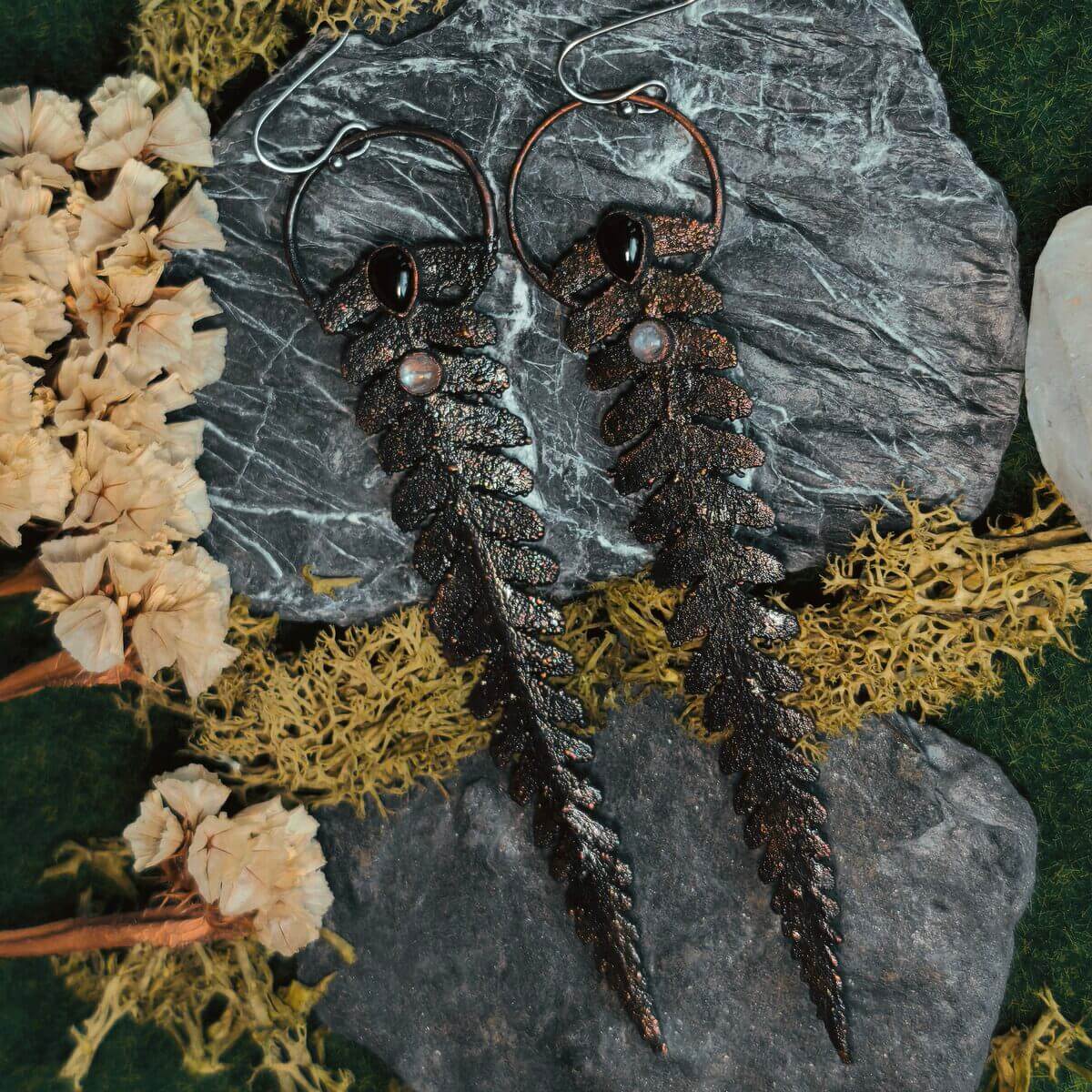 Farnohrringe mit schwarzem Onyx und Mondstein โ Bild 5